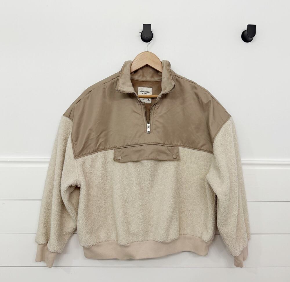 Women’s Abercrombie & Fitch Snap Pullover Fleece Jacket Tan Size M